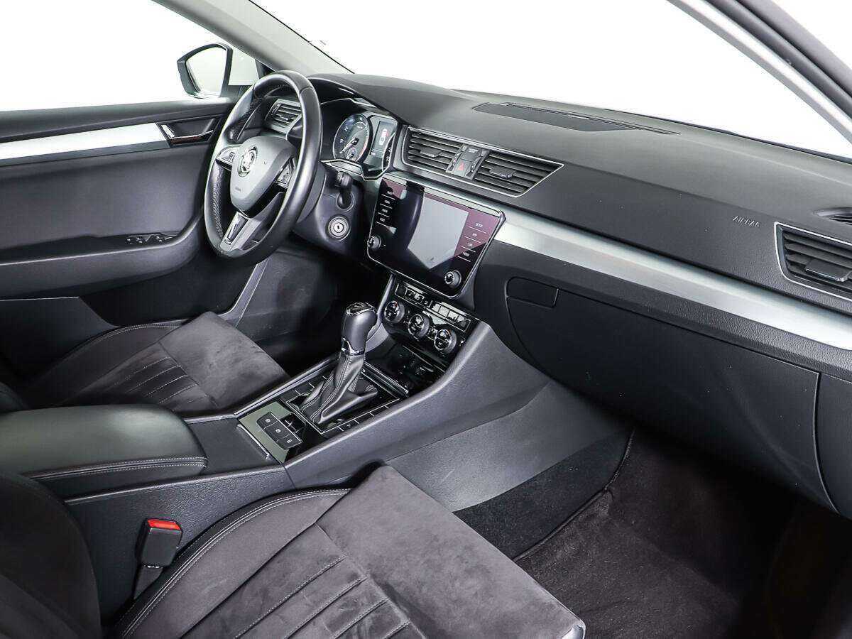 Skoda Superb 2017 года с пробегом. Фото: #7