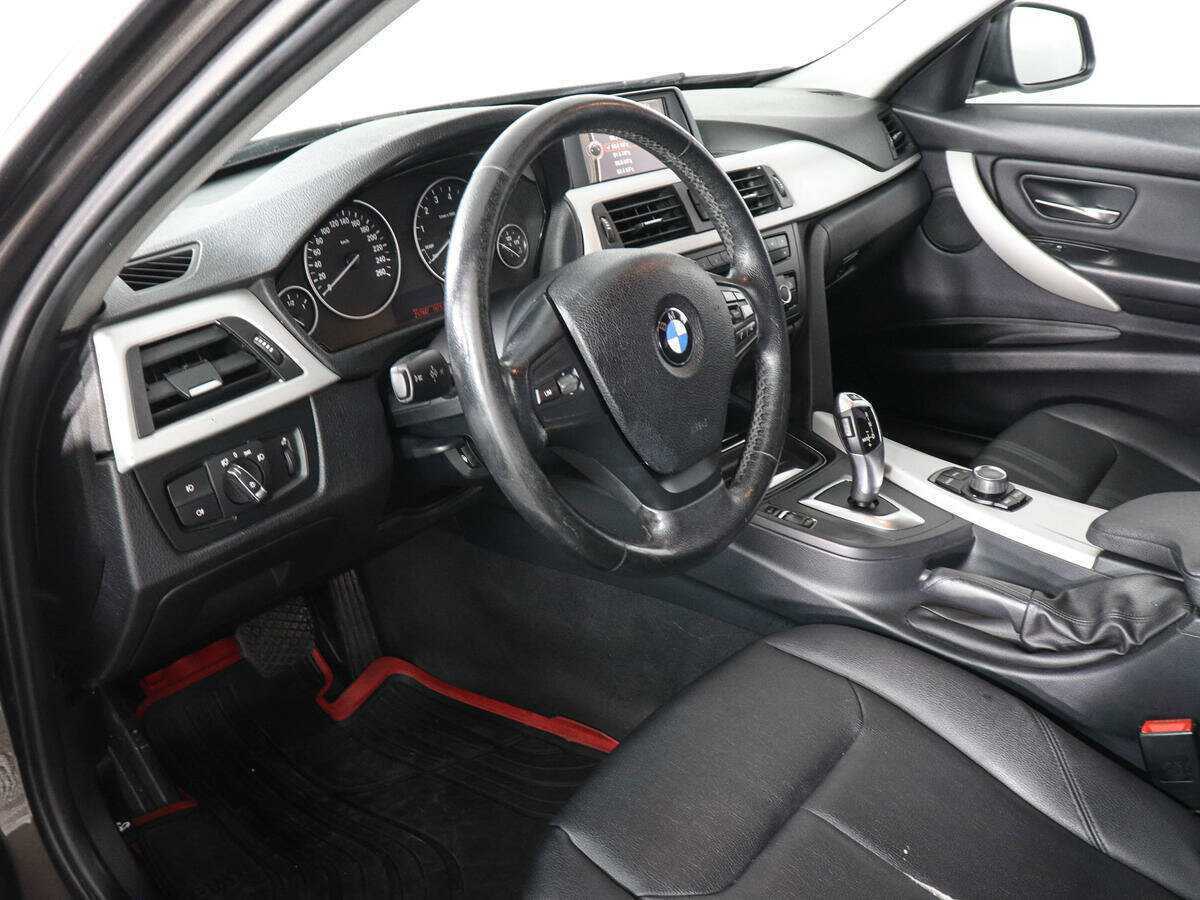 BMW 3 серии 2013 года с пробегом. Фото: #11