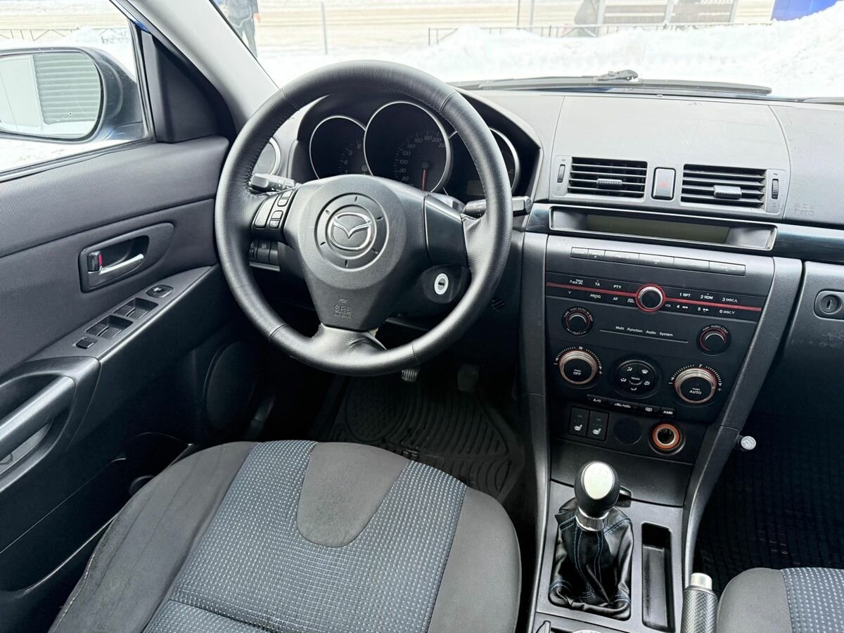 Mazda 3 2004 года с пробегом. Фото: #4