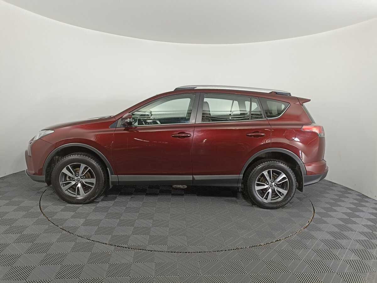 Toyota RAV4 2018 года с пробегом. Фото: #7