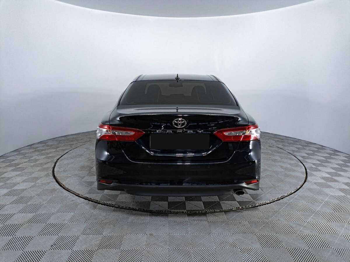 Toyota Camry 2021 года с пробегом. Фото: #5