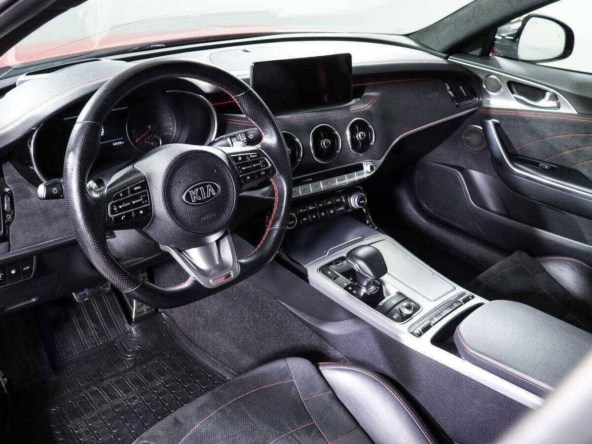 Kia Stinger 2021 года с пробегом. Фото: #11