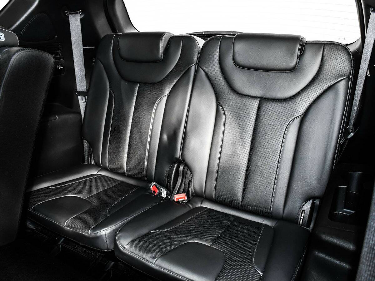 Hyundai Santa Fe 2021 года с пробегом. Фото: #12