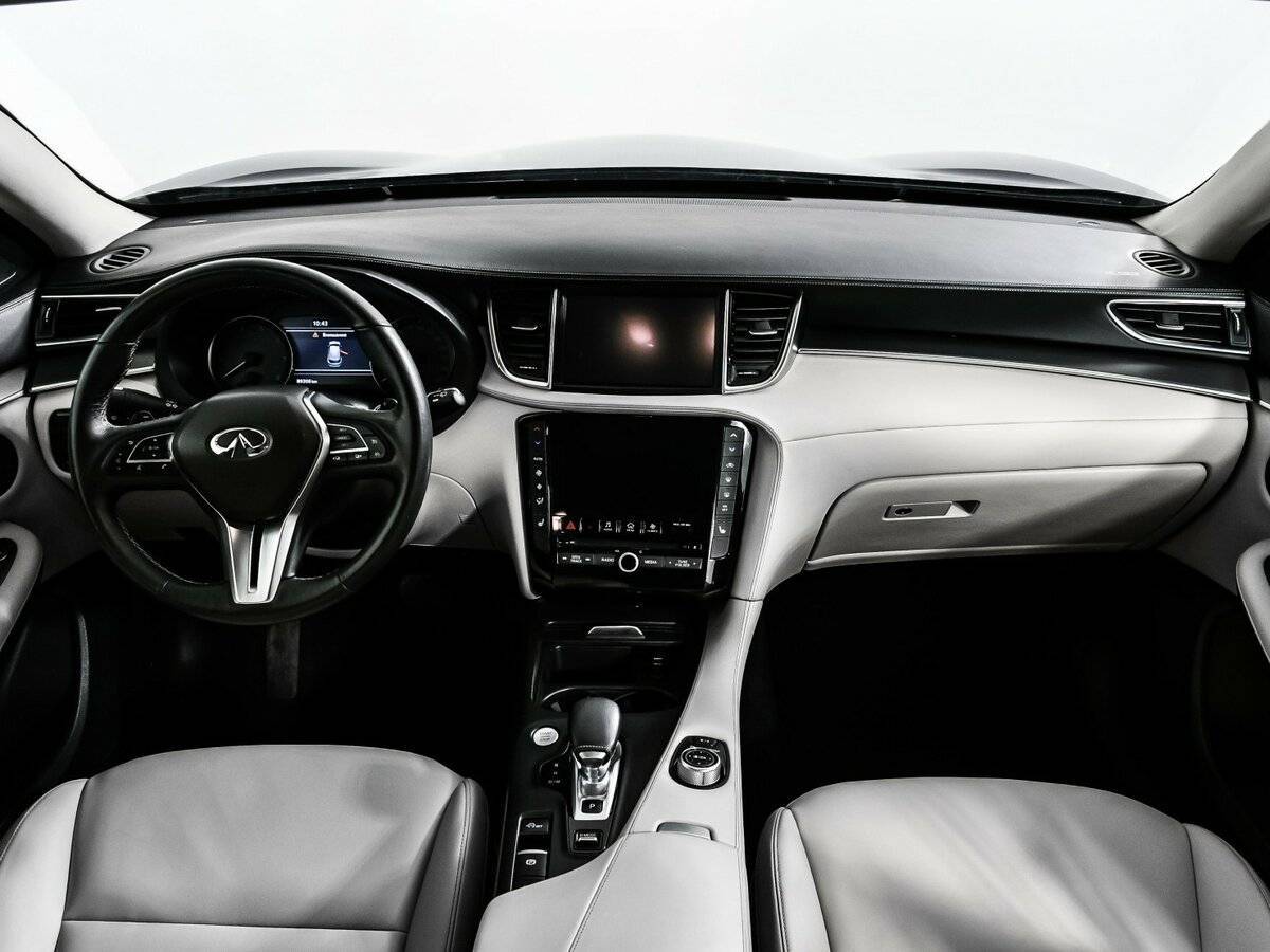 Infiniti QX50 2018 года с пробегом. Фото: #10