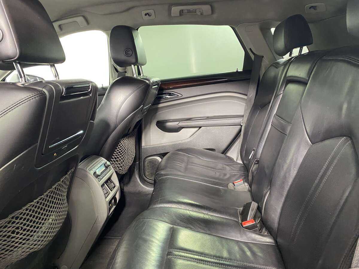 Cadillac SRX 2011 года с пробегом. Фото: #10