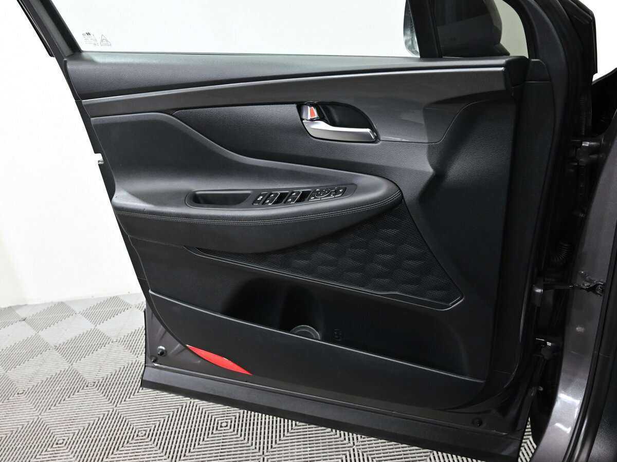 Hyundai Santa Fe 2021 года с пробегом. Фото: #15