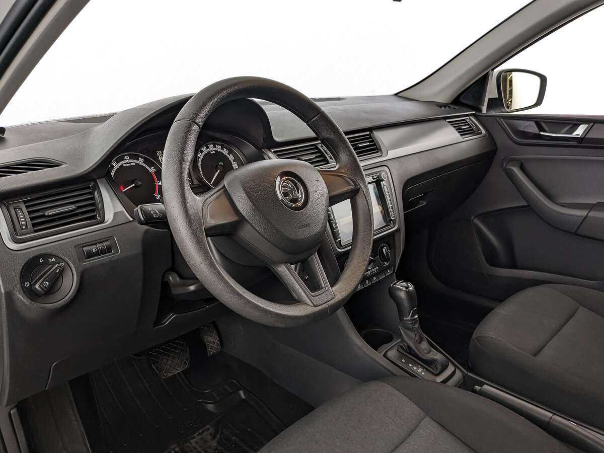 Skoda Rapid 2018 года с пробегом. Фото: #10