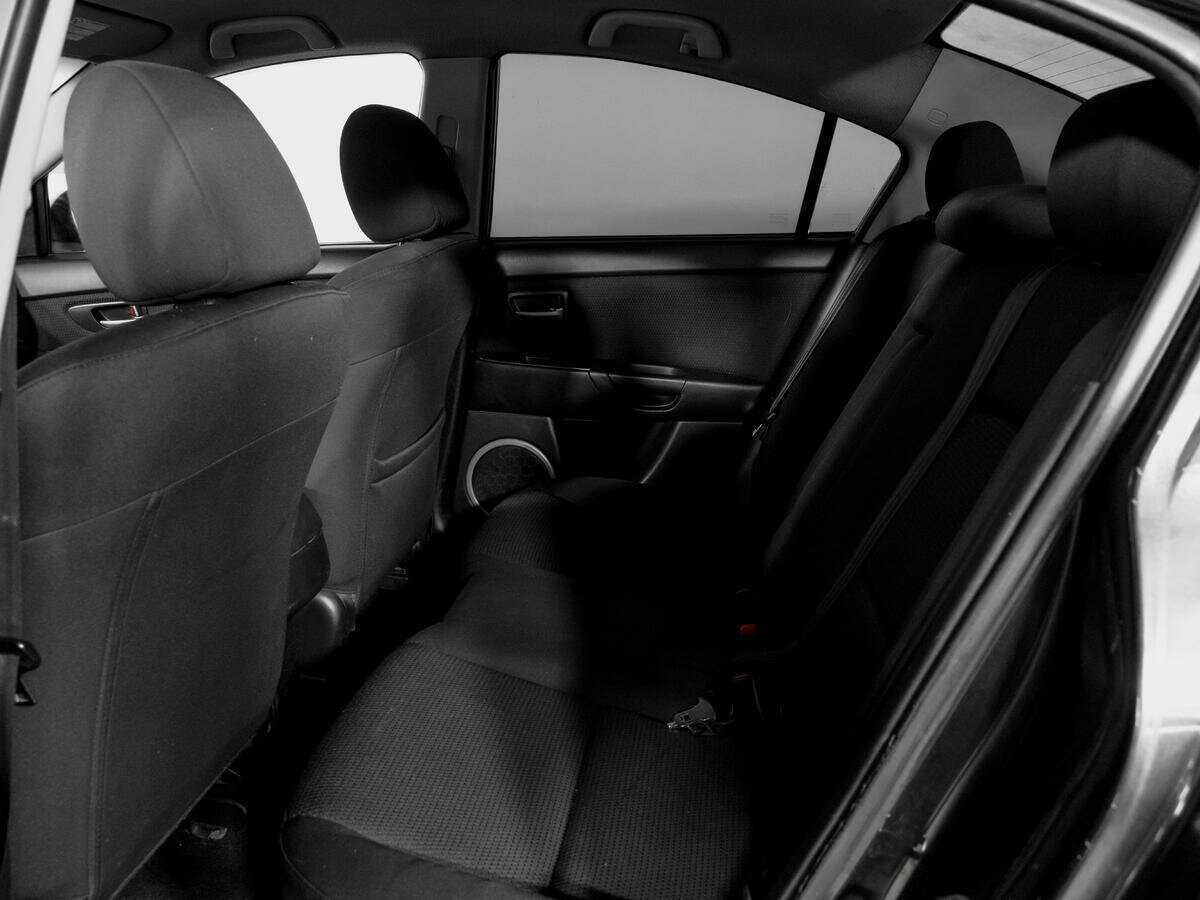 Mazda 3 2007 года с пробегом. Фото: #9