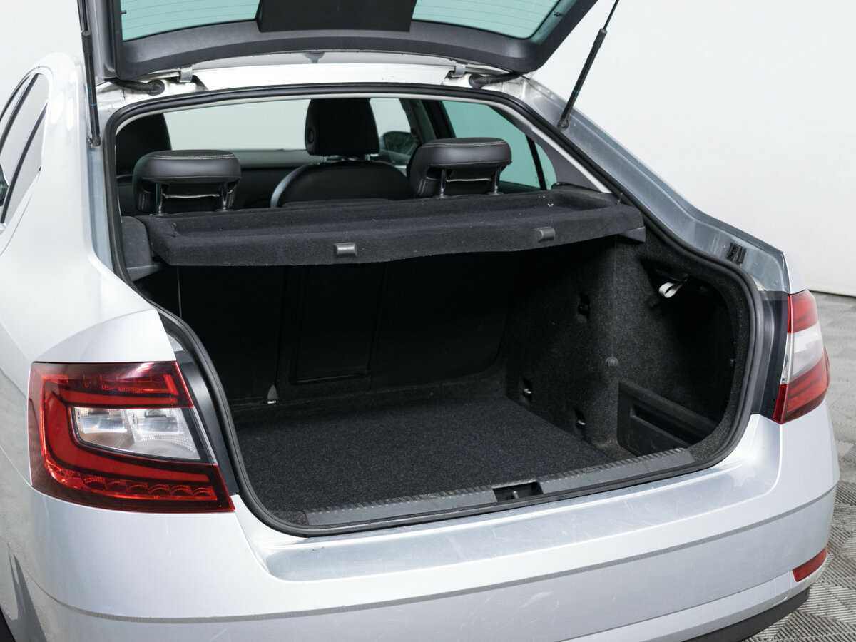 Skoda Octavia 2018 года с пробегом. Фото: #6