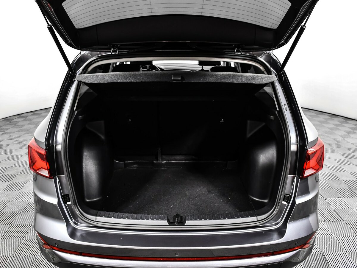 Jetta VS7 2022 года с пробегом. Фото: #11