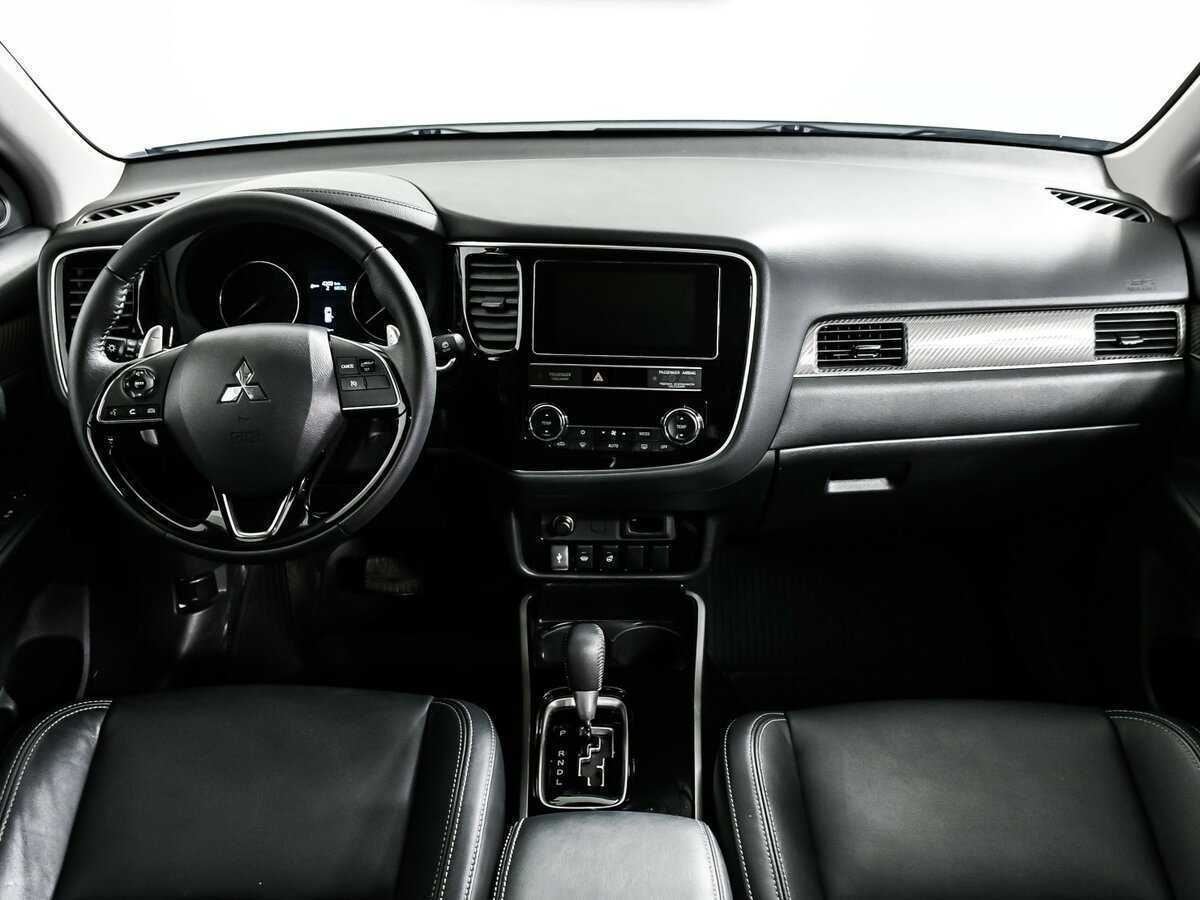 Mitsubishi Outlander 2019 года с пробегом. Фото: #10