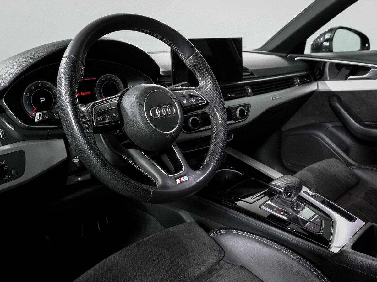 Audi A4 2020 года с пробегом. Фото: #11