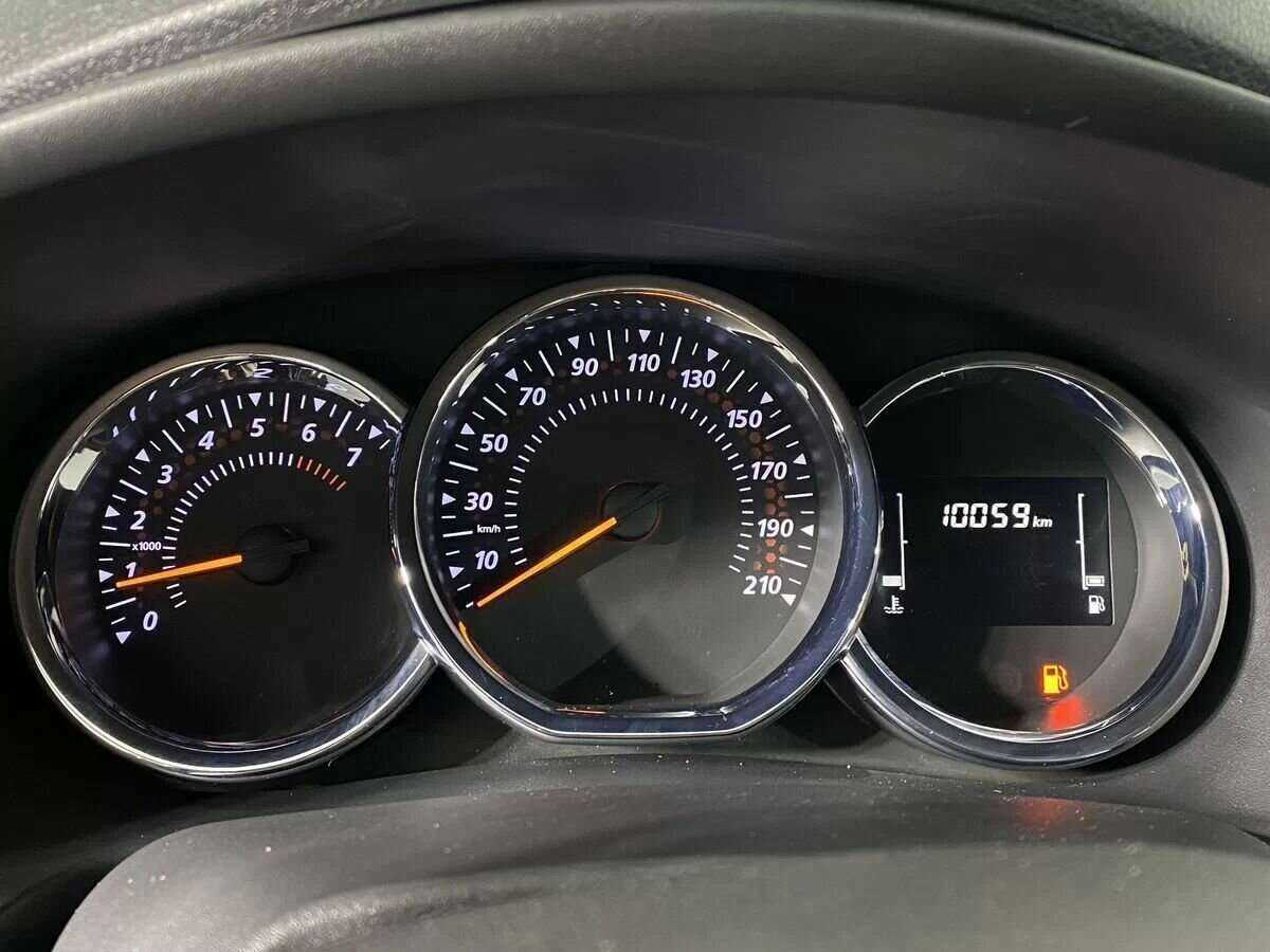 Renault Sandero 2020 года с пробегом. Фото: #12