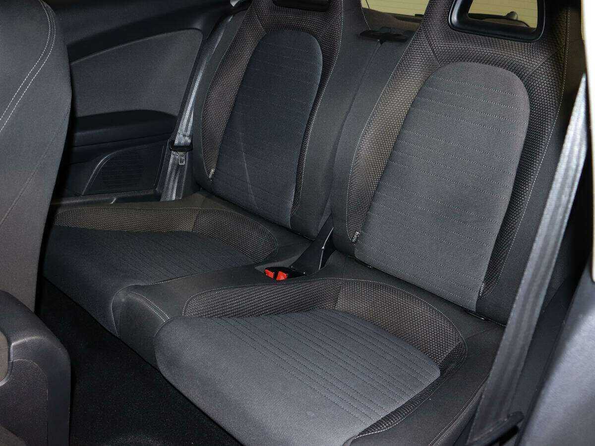 Volkswagen Scirocco 2011 года с пробегом. Фото: #9