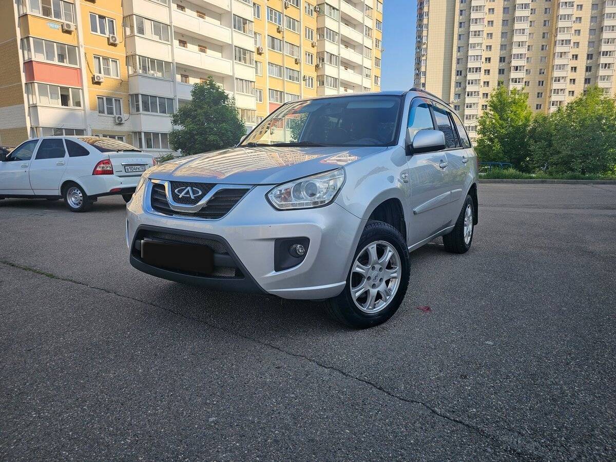 Chery Tiggo (T11) 2014 года с пробегом. Фото: #1