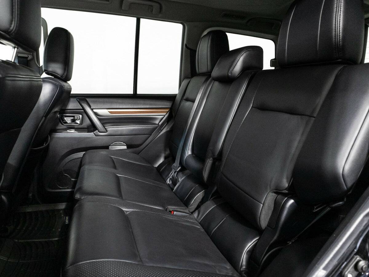 Mitsubishi Pajero 2007 года с пробегом. Фото: #9