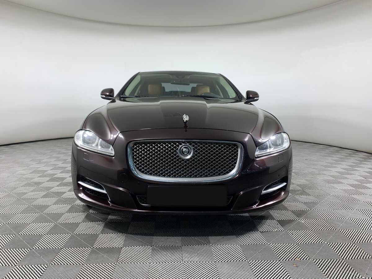 Jaguar XJ 2012 года с пробегом. Фото: #1