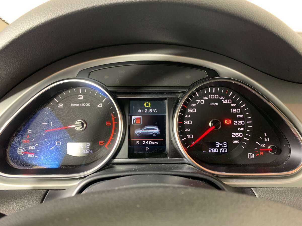Audi Q7 2013 года с пробегом. Фото: #10