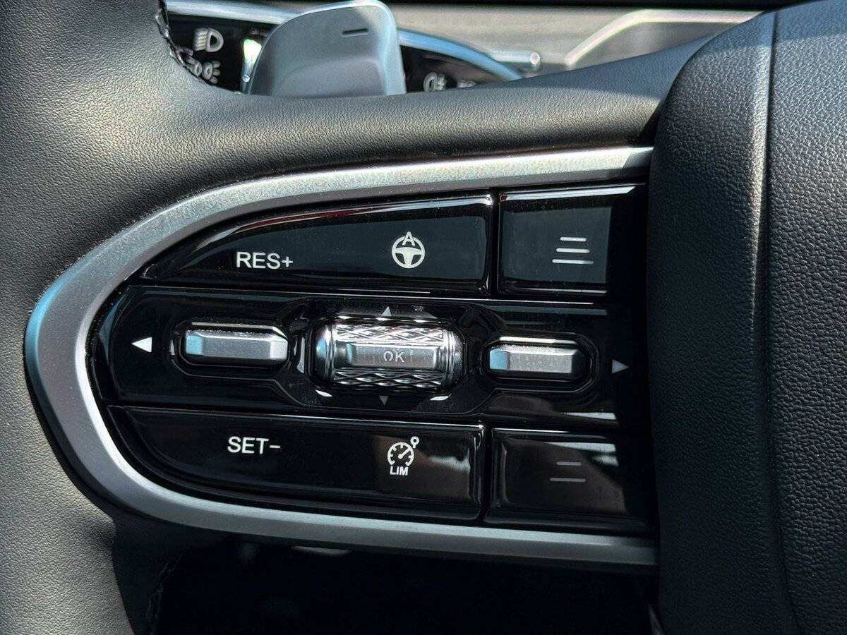 Chery Arrizo 8 2024 года с пробегом. Фото: #17