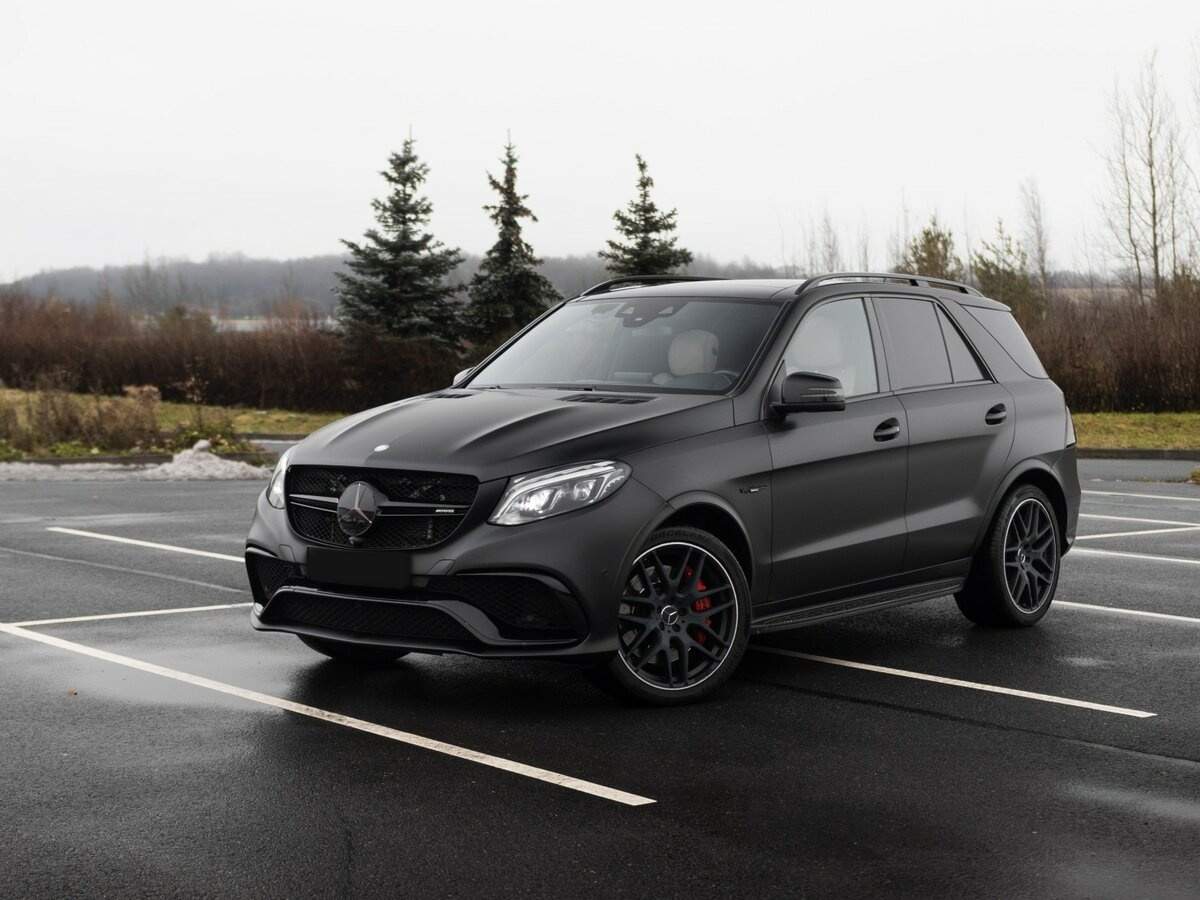 Mercedes-Benz GLE AMG 2016 года с пробегом. Посмотреть фото