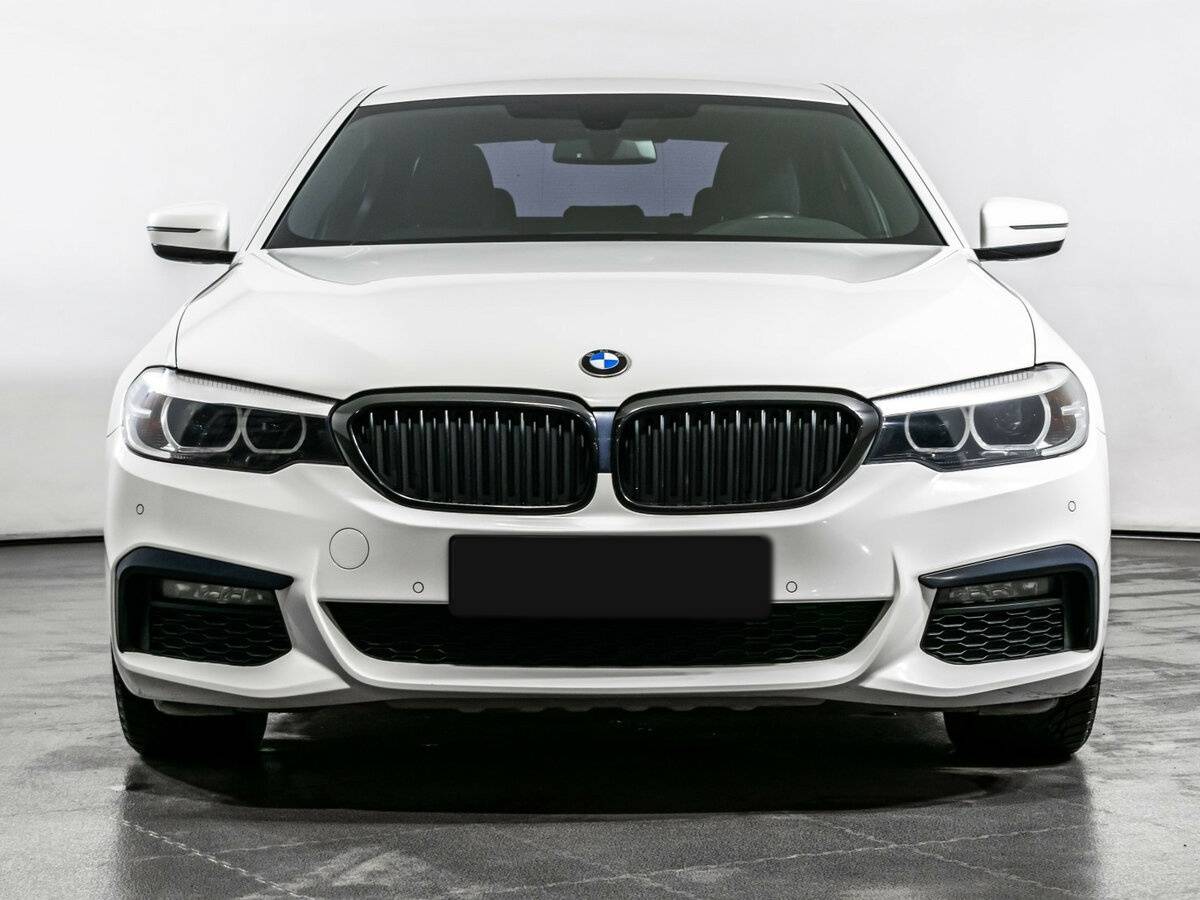 BMW 5 серии 2020 года с пробегом. Фото: #1