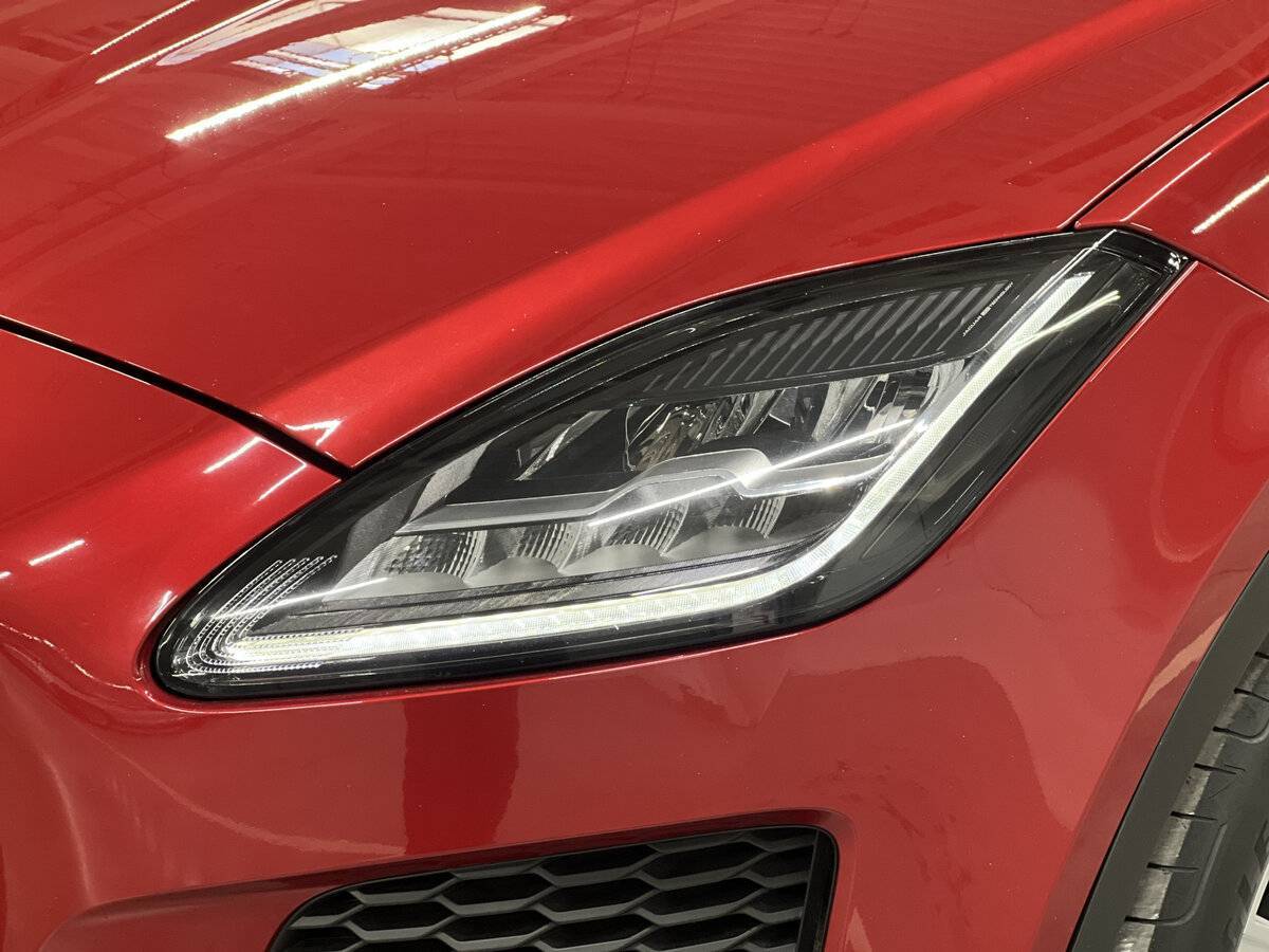 Jaguar E-Pace 2018 года с пробегом. Фото: #16