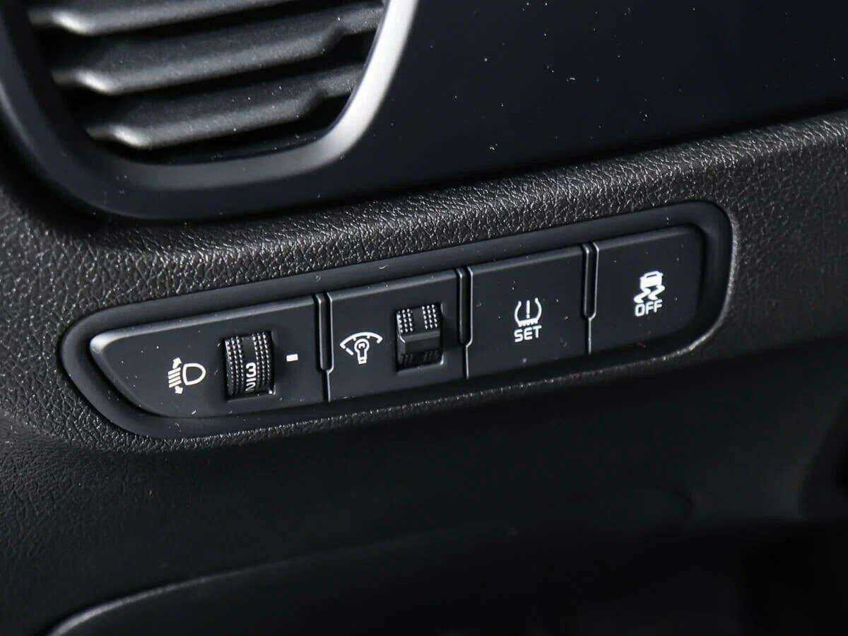 Kia Rio 2021 года с пробегом. Фото: #21