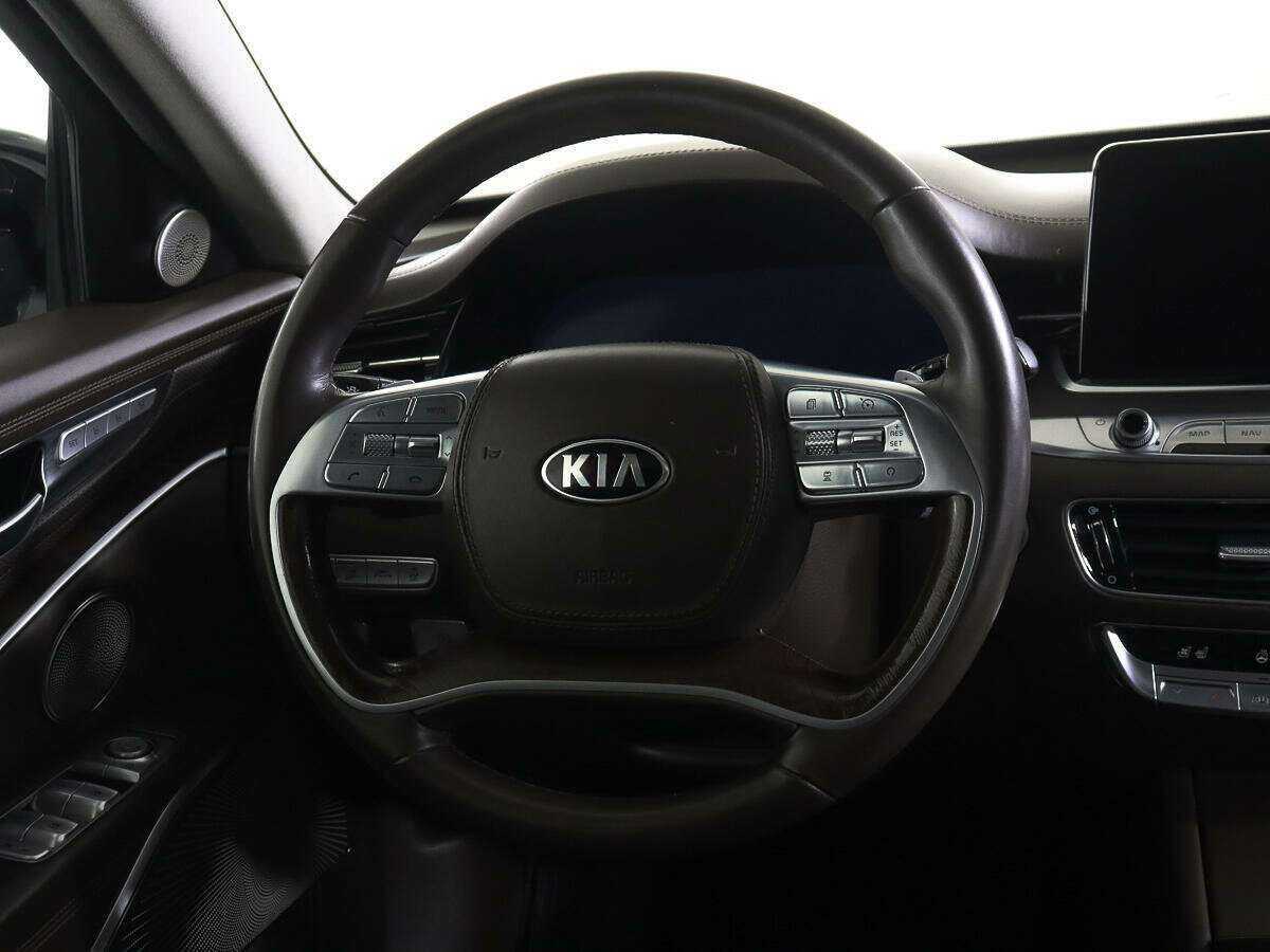 Kia K900 2019 года с пробегом. Фото: #15