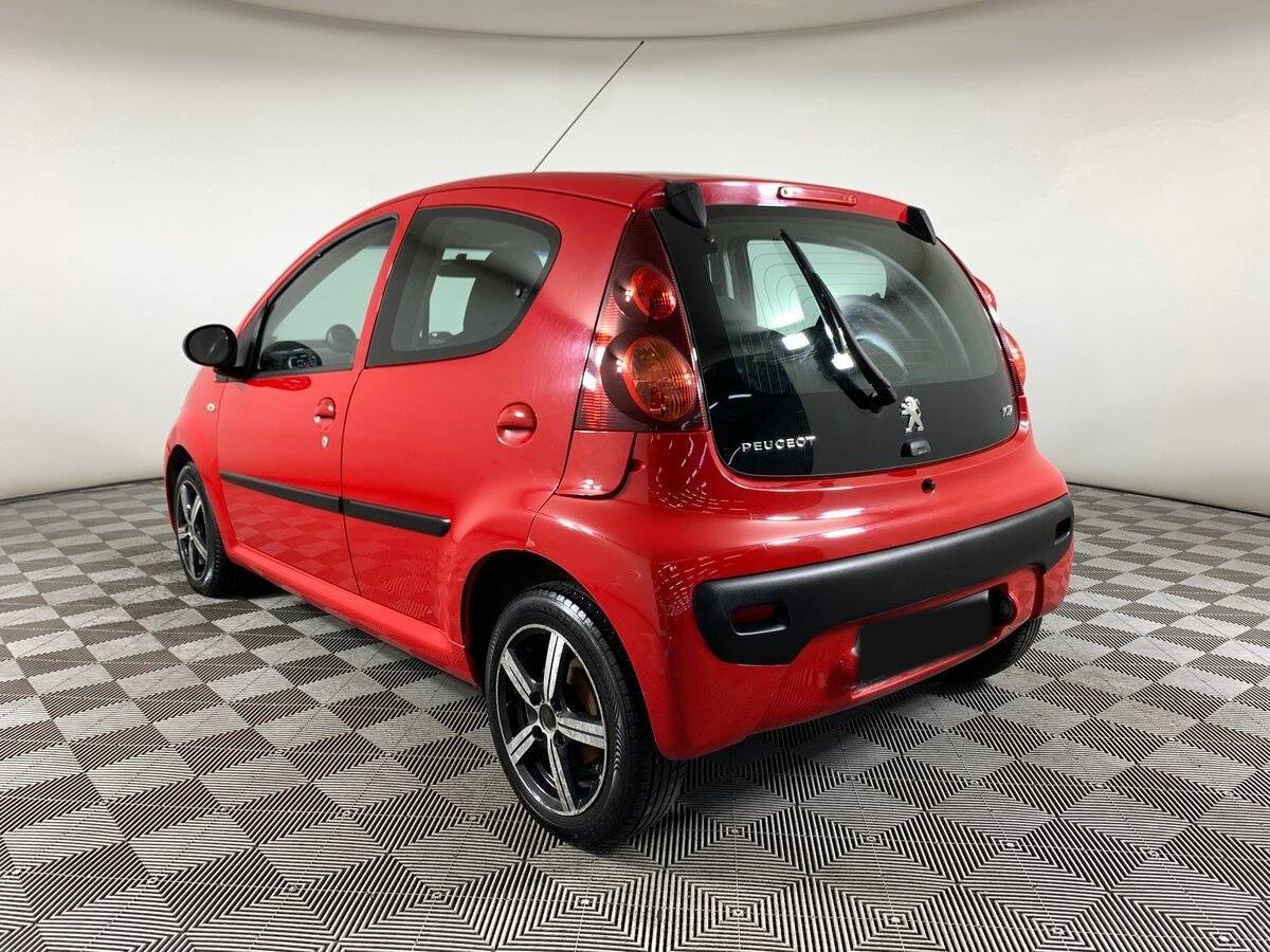 Peugeot 107 2012 года с пробегом. Фото: #6
