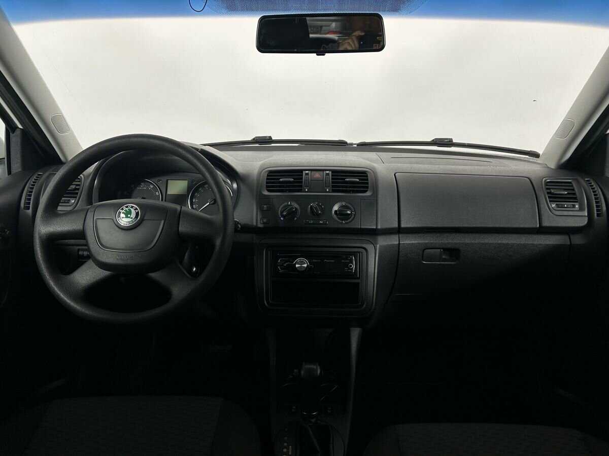 Skoda Fabia 2011 года с пробегом. Фото: #6