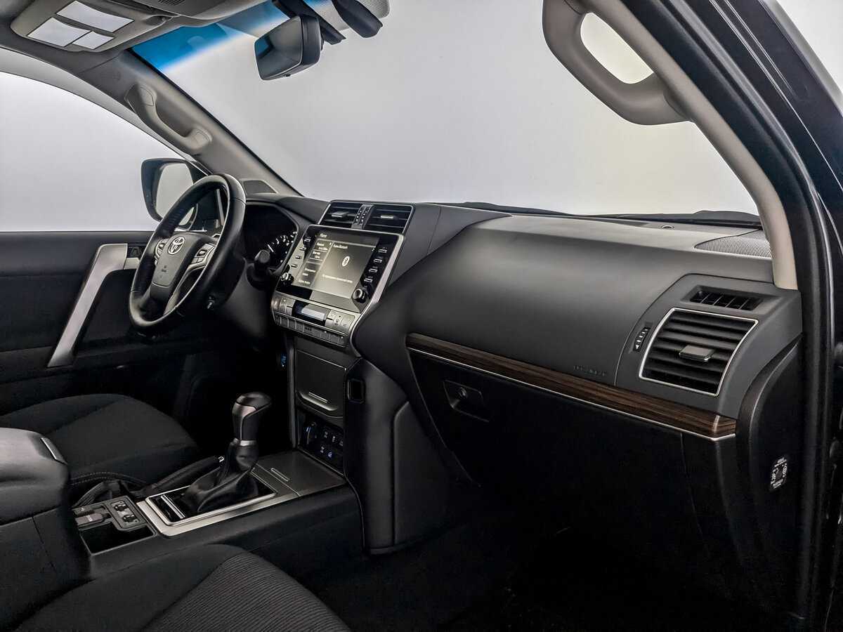 Toyota Land Cruiser Prado 2021 года с пробегом. Фото: #10