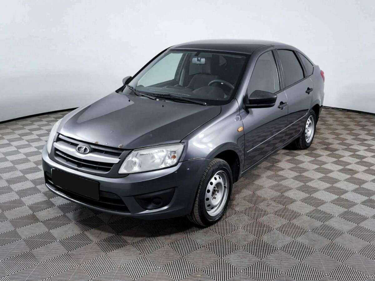Lada (ВАЗ) Granta 2017 года с пробегом. Посмотреть фото
