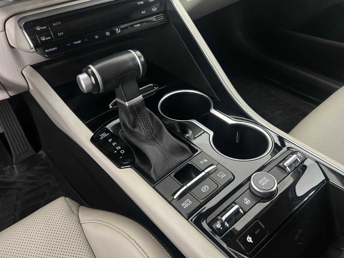 Kia K5 2021 года с пробегом. Фото: #10