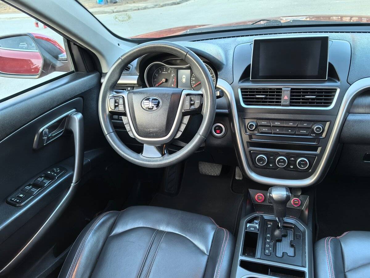 FAW Besturn X80 2019 года с пробегом. Фото: #11
