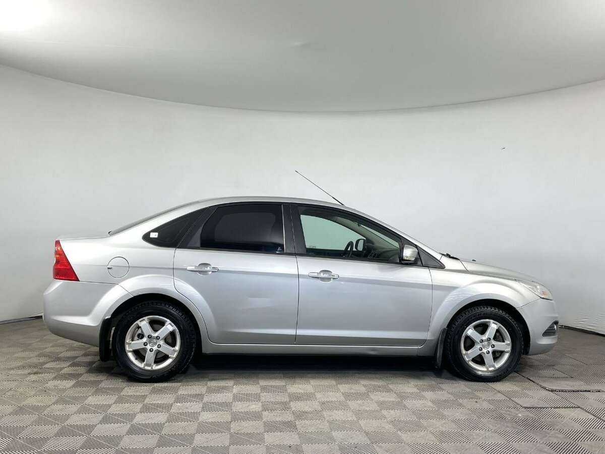 Ford Focus 2010 года с пробегом. Фото: #3