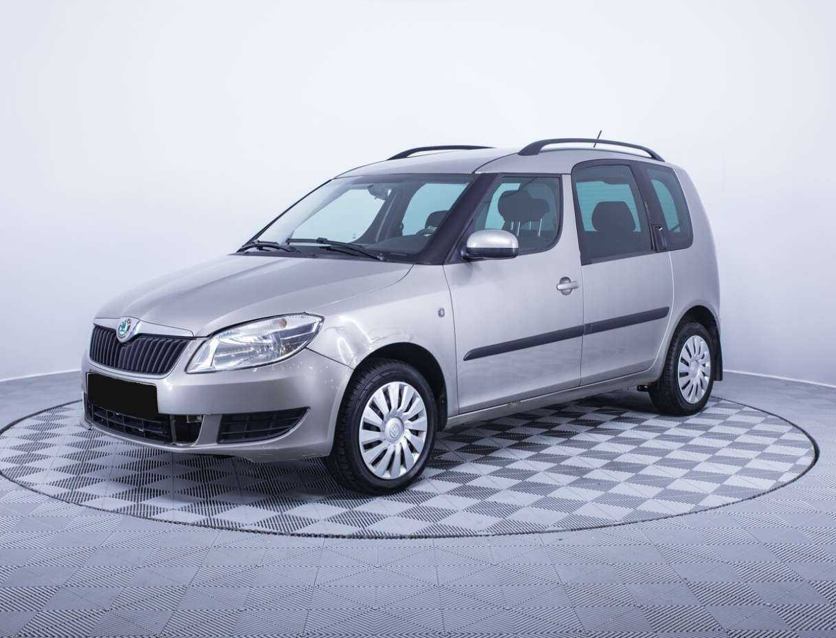 Skoda Roomster 2011 года с пробегом. Фото: #0