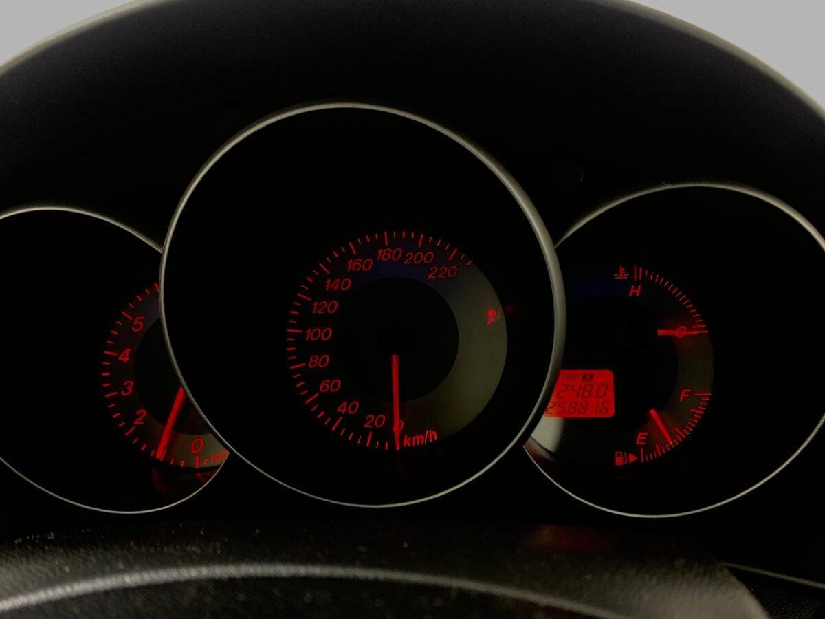 Mazda 3 2008 года с пробегом. Фото: #13