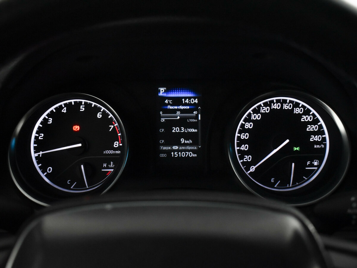 Toyota Camry 2022 года с пробегом. Фото: #19