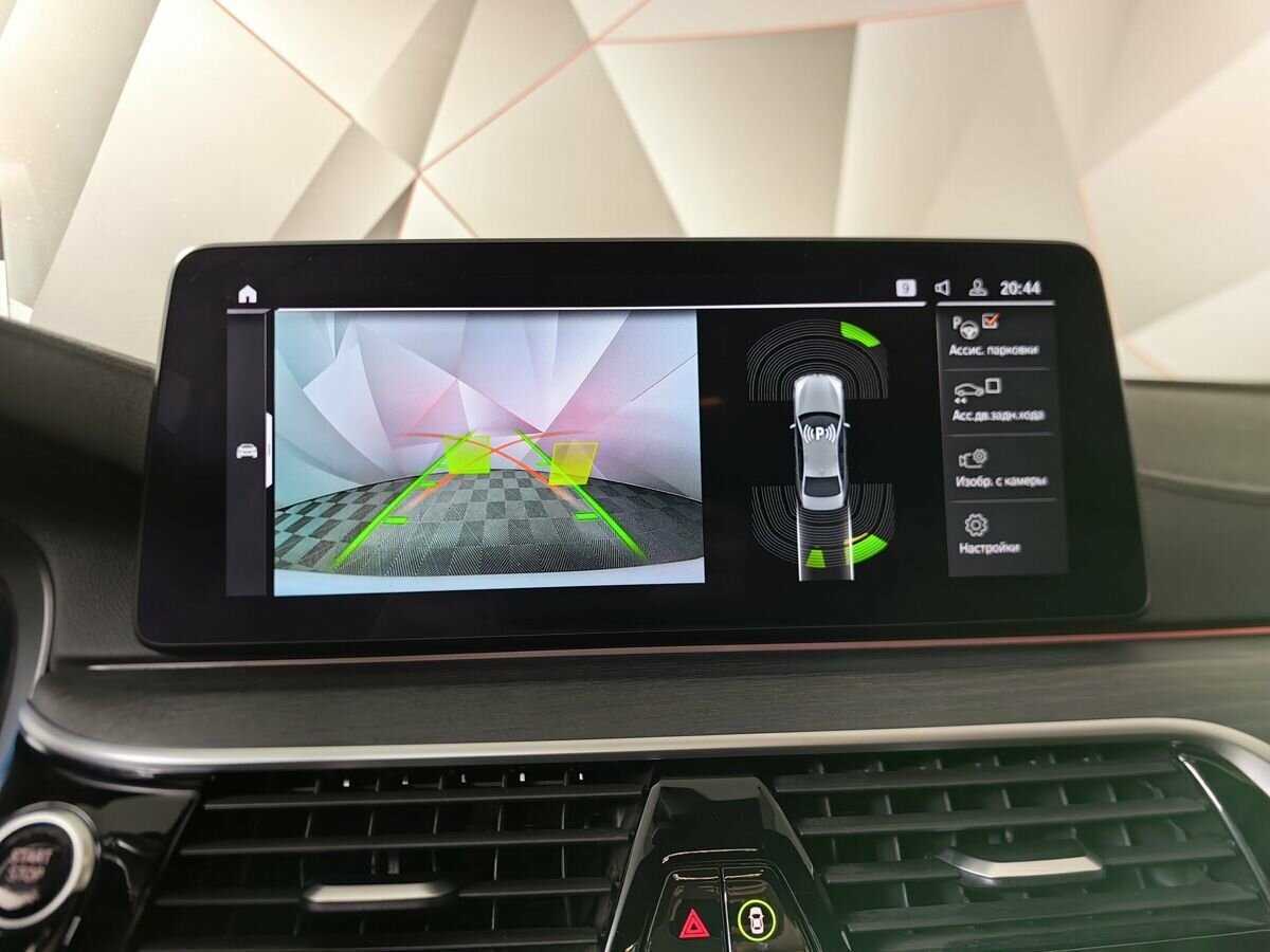 BMW 5 серии 2020 года с пробегом. Фото: #14