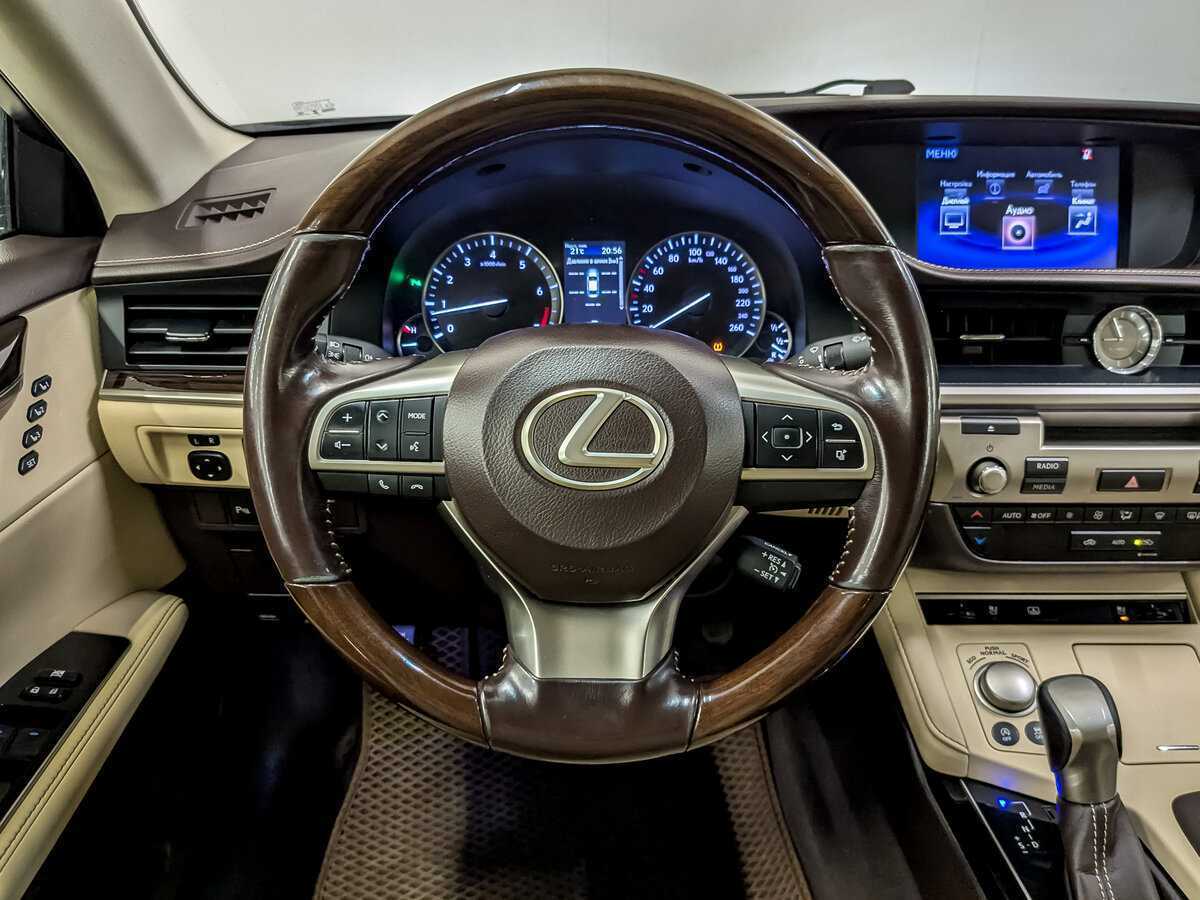 Lexus ES 2015 года с пробегом. Фото: #22