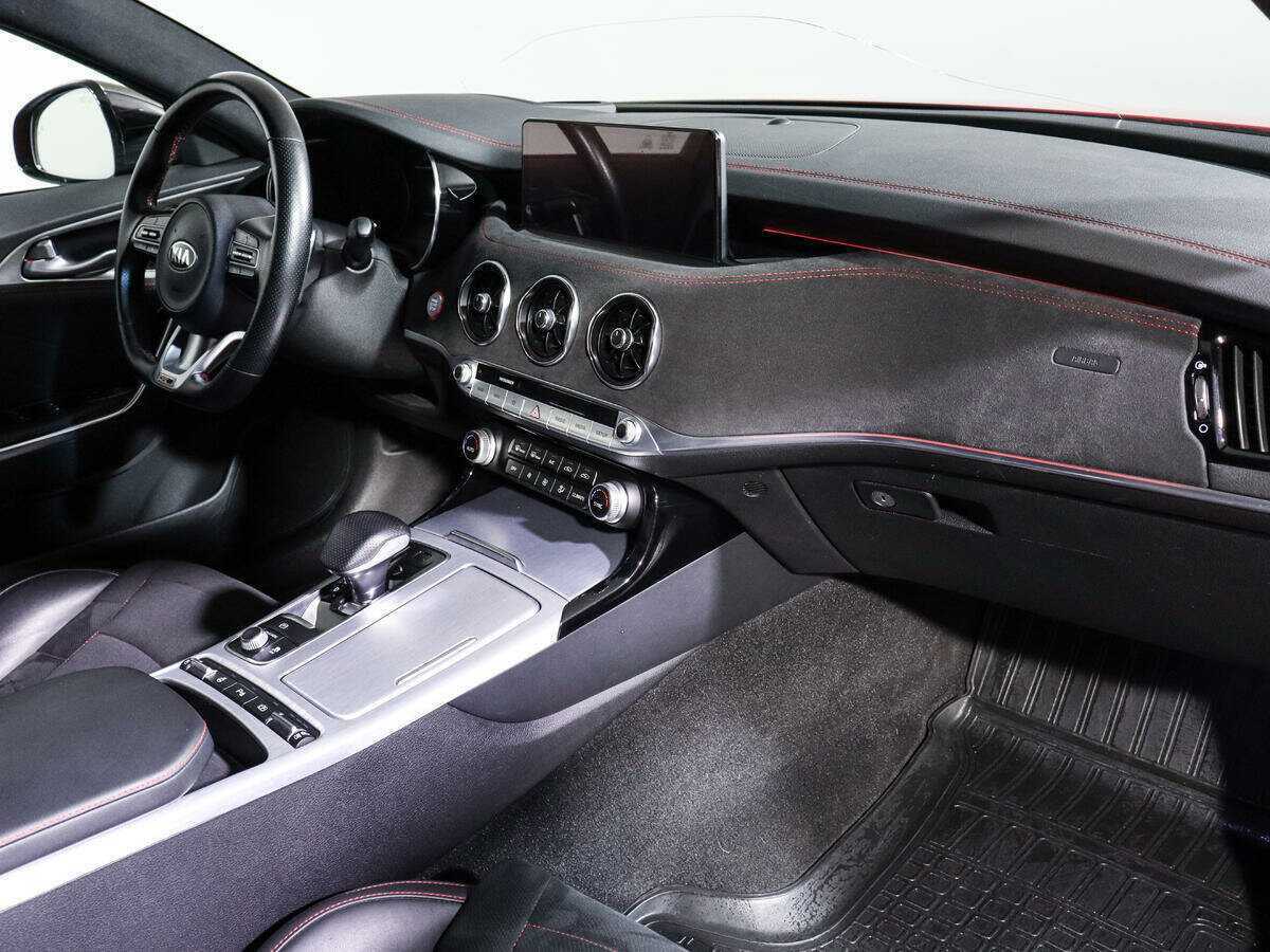 Kia Stinger 2021 года с пробегом. Фото: #6