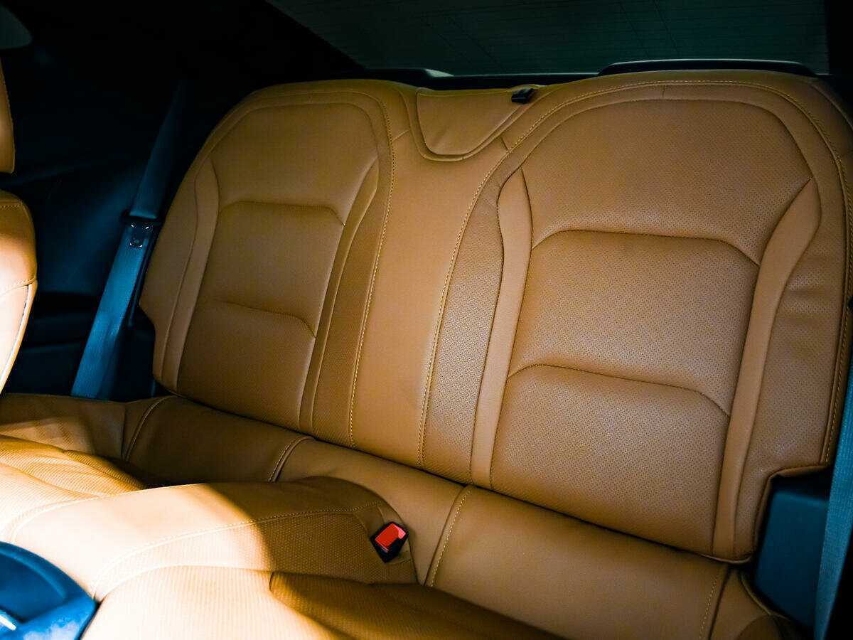 Chevrolet Camaro 2019 года с пробегом. Фото: #11