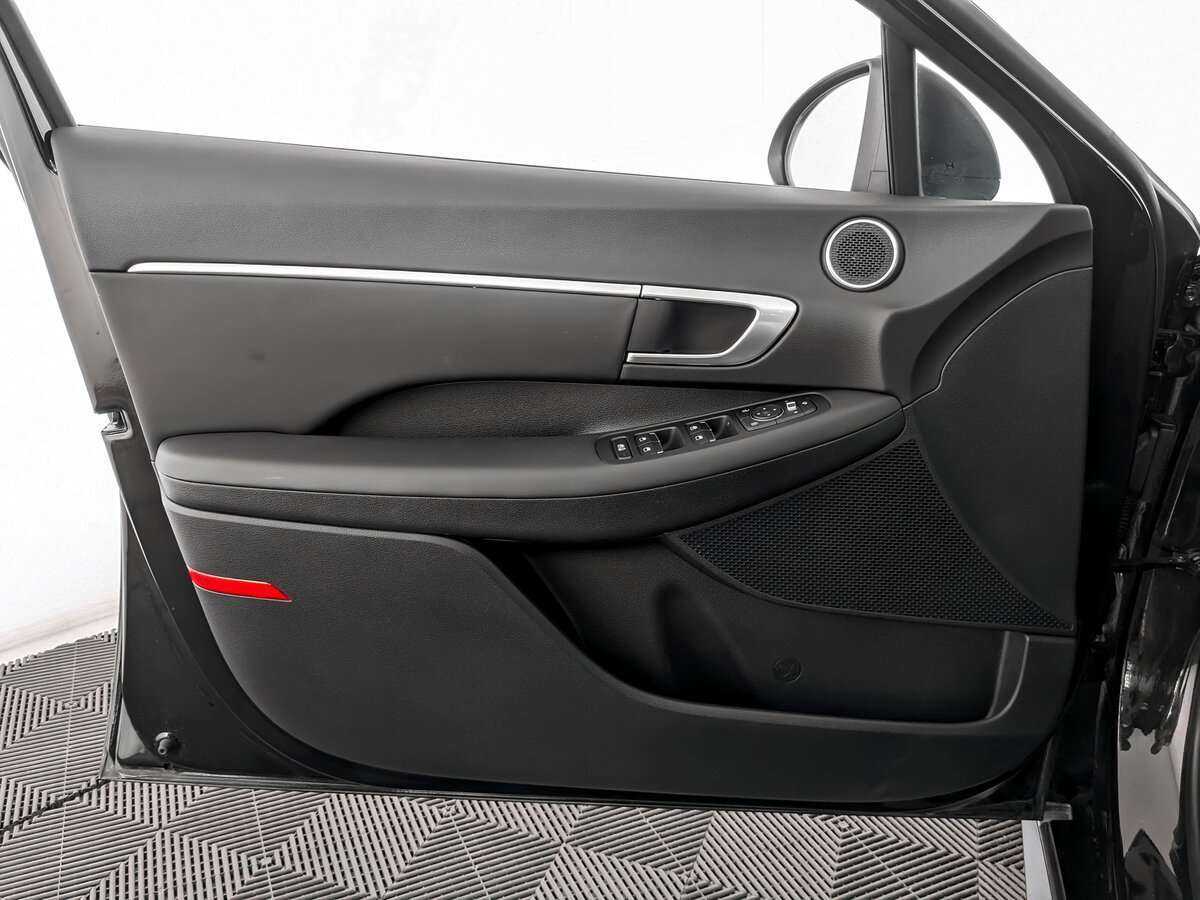 Hyundai Sonata 2020 года с пробегом. Фото: #18