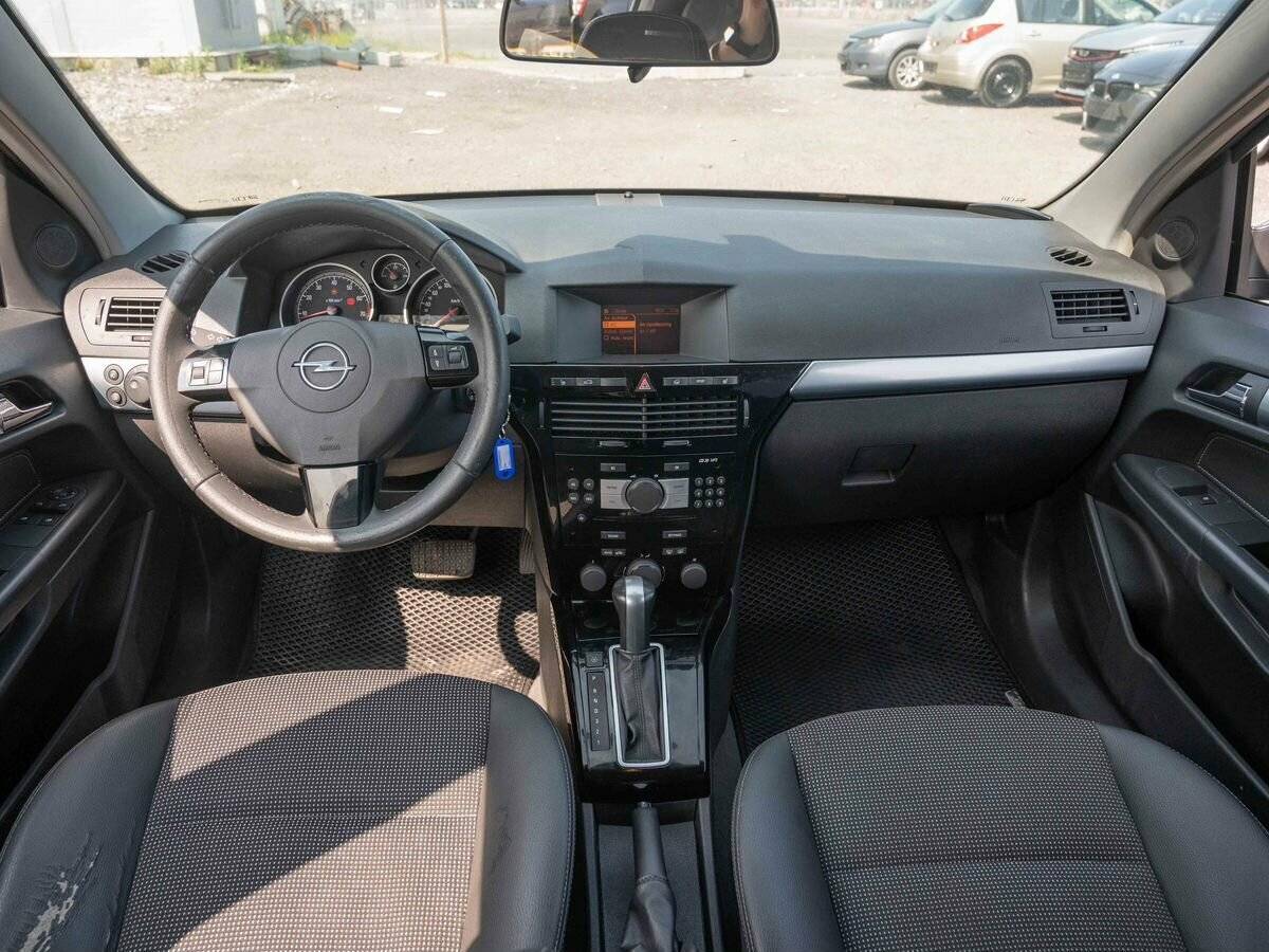 Opel Astra 2008 года с пробегом. Фото: #13