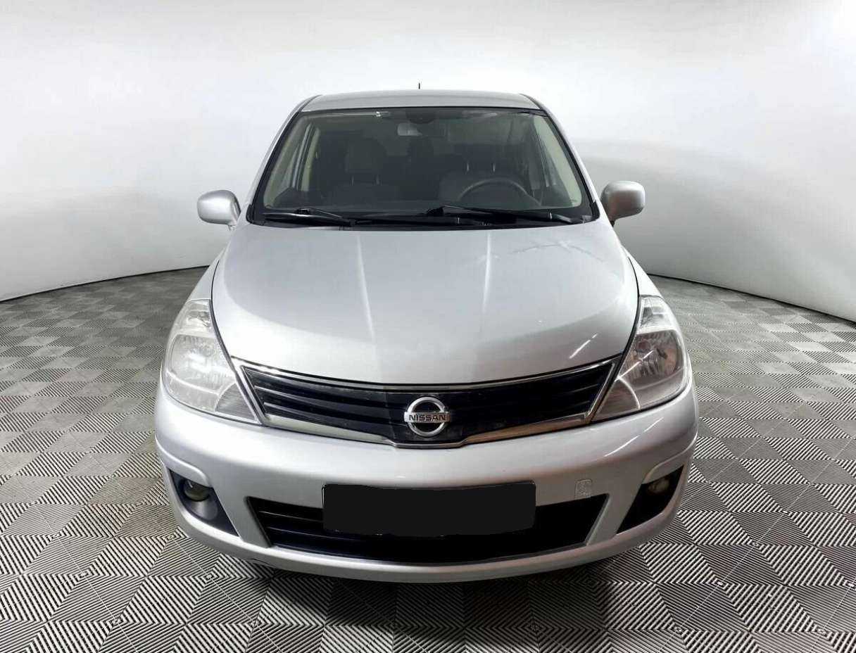 Nissan Tiida 2011 года с пробегом. Фото: #2