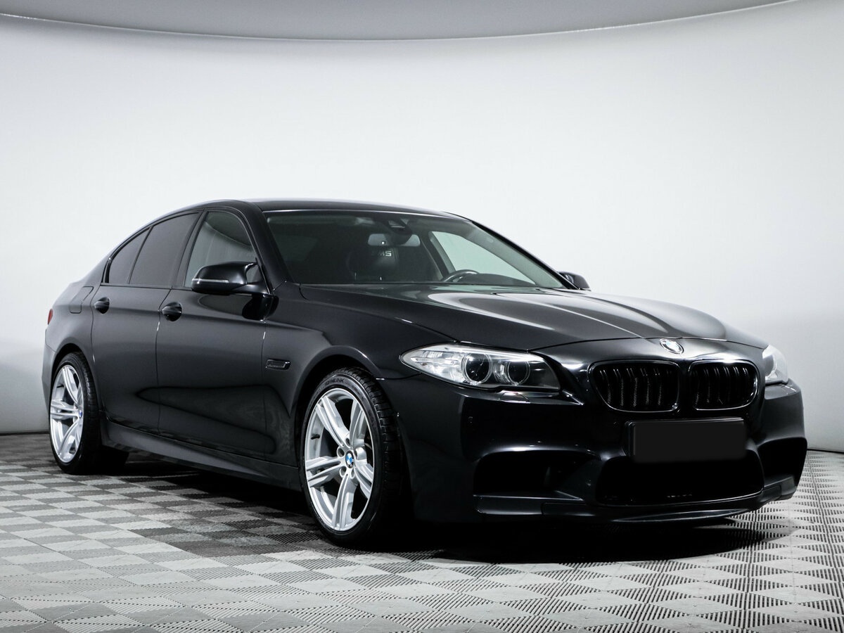 BMW 5 серии 2014 года с пробегом. Фото: #2