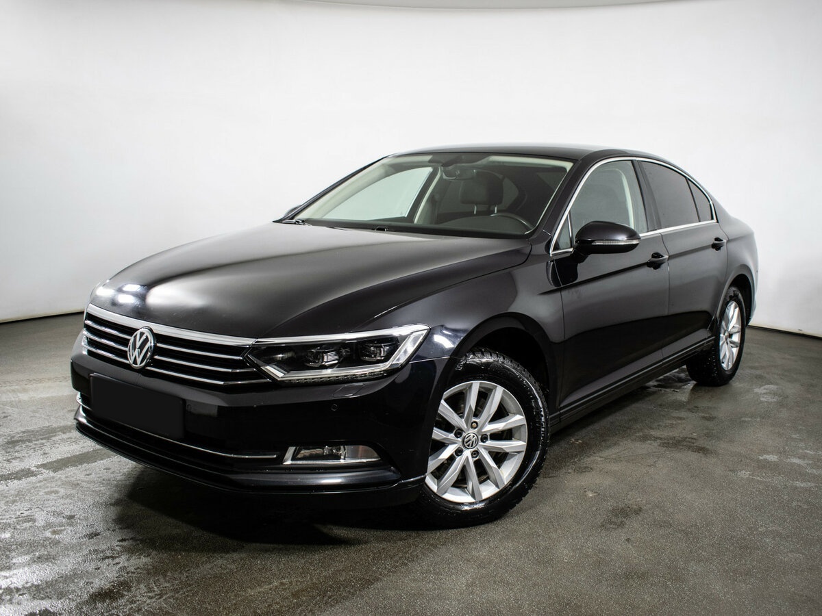 Volkswagen Passat 2017 года с пробегом. Фото: #0