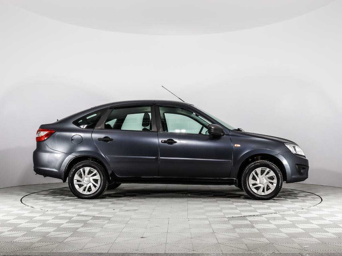 Lada (ВАЗ) Granta 2015 года с пробегом. Фото: #3