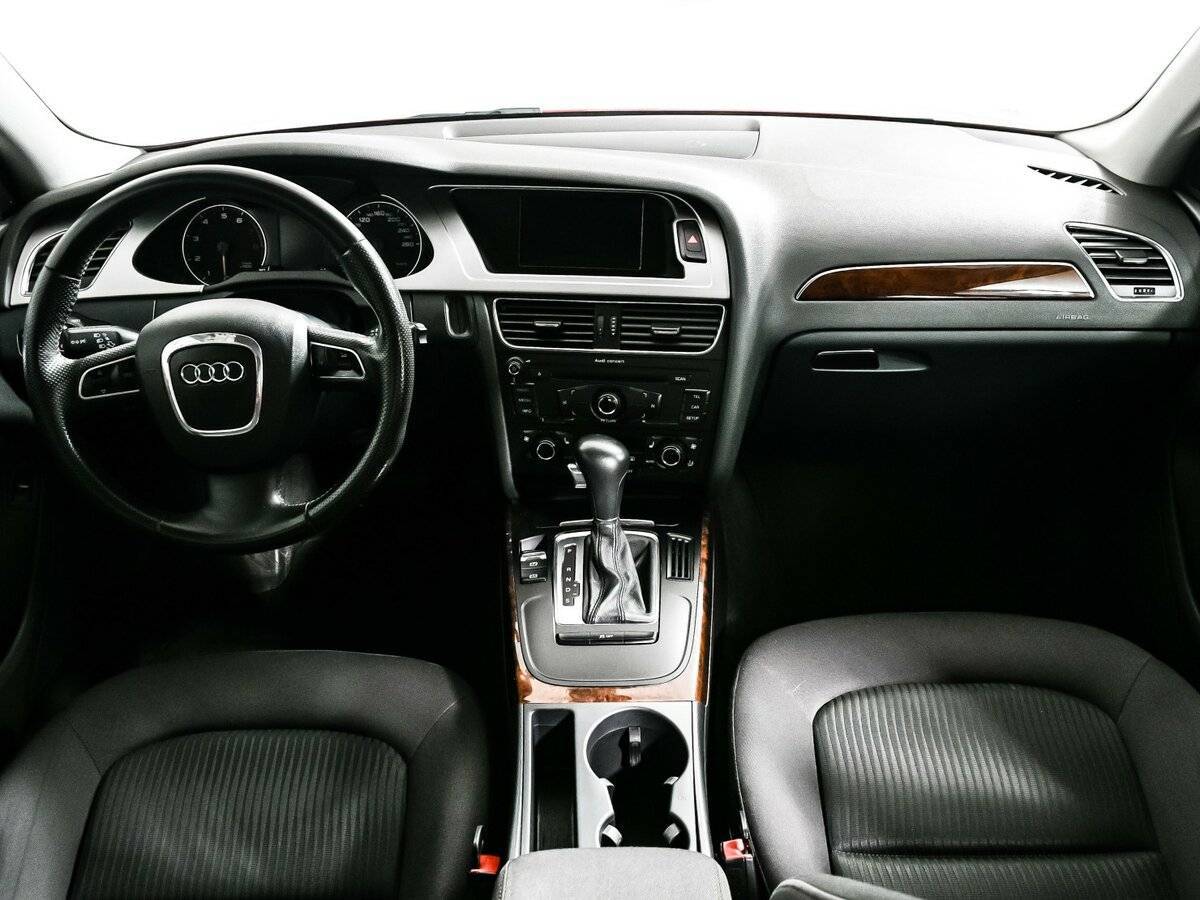 Audi A4 2011 года с пробегом. Фото: #10