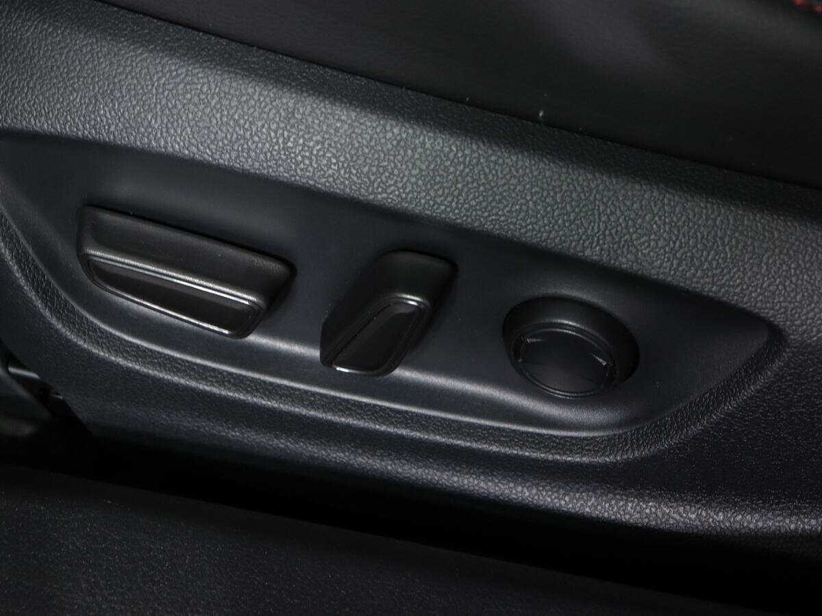 Toyota Camry 2021 года с пробегом. Фото: #13